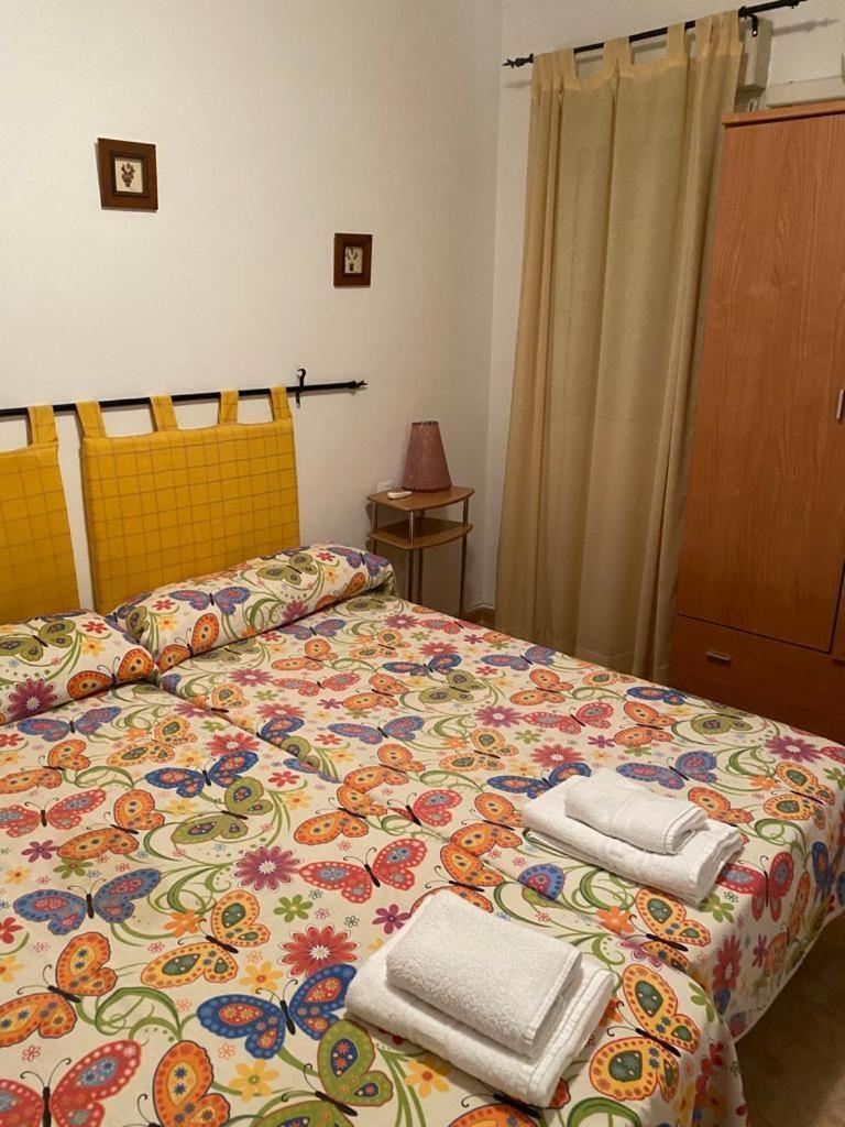 Hostal Y Apartamentos La Vereda Ruidera Exterior photo